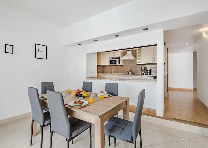 Casa Luis * Callao Salvaje